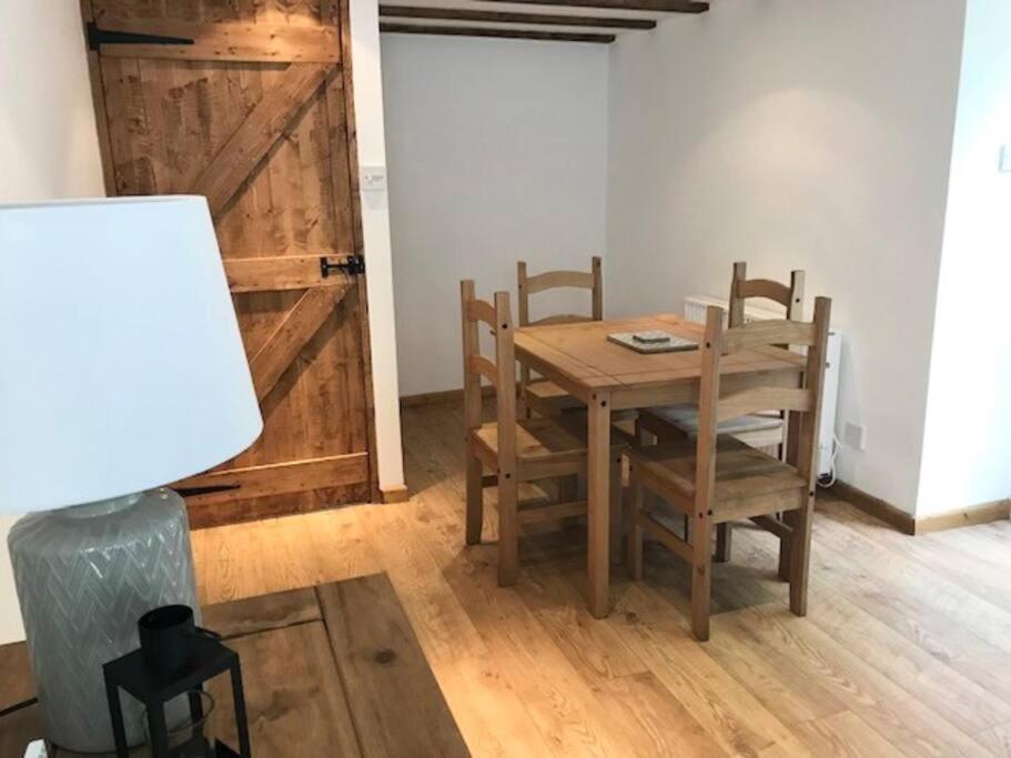 הלסטון Woodland Cottage In Cornwall With Walled Garden מראה חיצוני תמונה