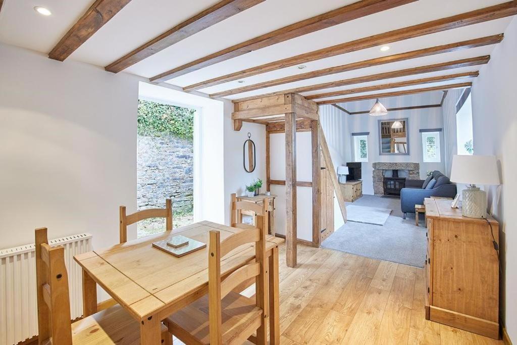 הלסטון Woodland Cottage In Cornwall With Walled Garden מראה חיצוני תמונה